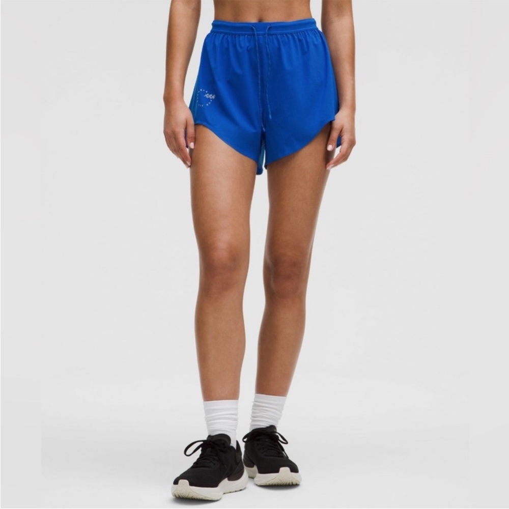 Run Crew Graphic Woven HR Short 3" Galactic Cobalt L NWT